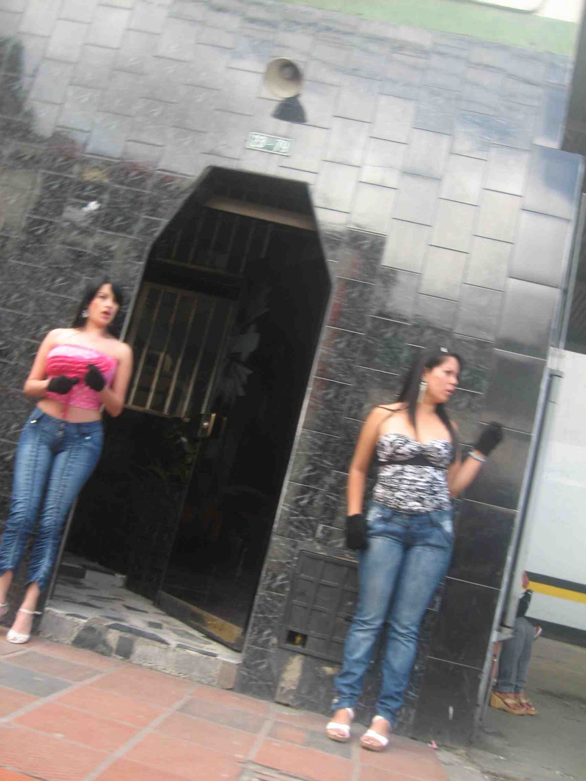 Prostitutes San Buenaventura